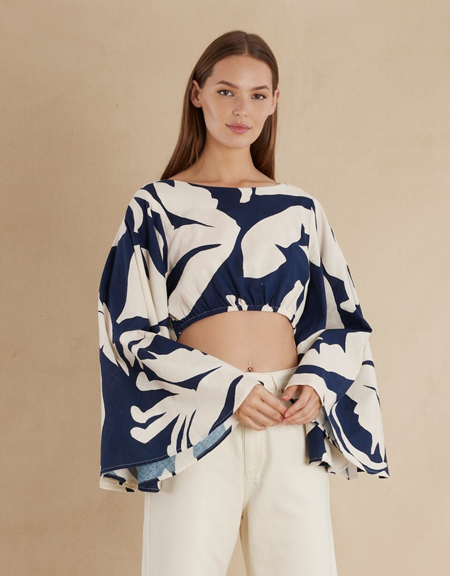 Amelius - Zaffira Linen Crop Top