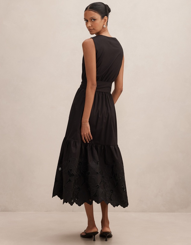 Forever New Petite - Dahlia Petite Embroidered Midi Dress