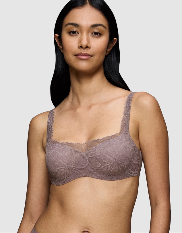 Triumph - Body Make Up Illusion Lace Balconette Bra