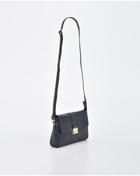 Cobb & Co - Kotara Classic Leather Crossbody Bag
