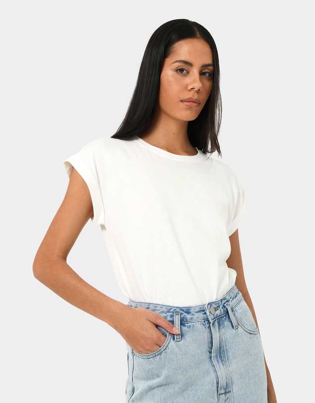 Forcast - Baylee Basic Tee
