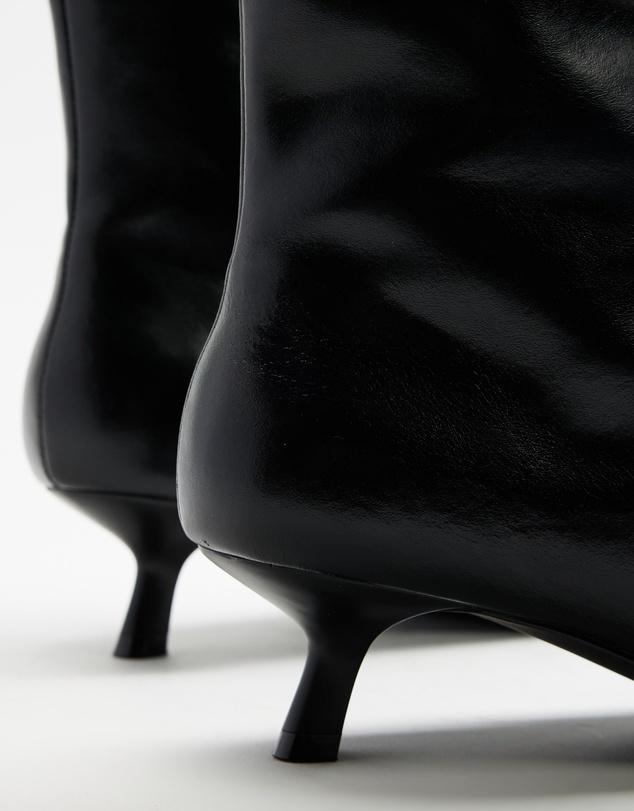 AERE - Maria Leather Kitten Heel Boots