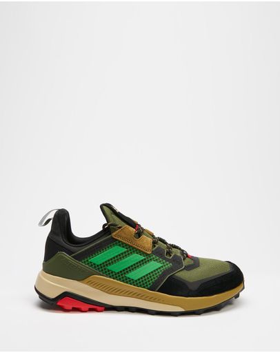 Wild Pine, Vivid Green & Vivid Red
