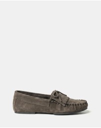 La Tribe - Tula Moccasin