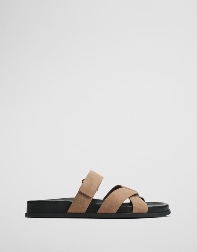 Country Road - Ellie Sandal
