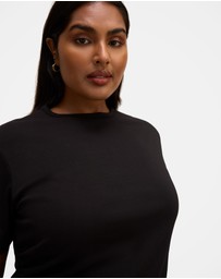 Forever New Curve - Saskia Curve Boxy T-shirt
