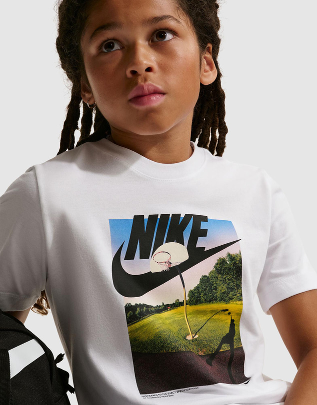 Nike - Sportswear T-Shirt - Teens