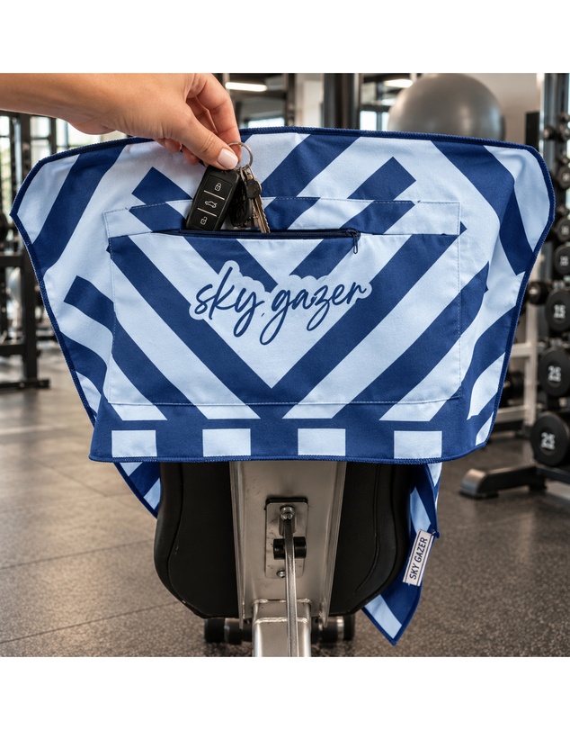Sky Gazer - Hooded Gym Towel