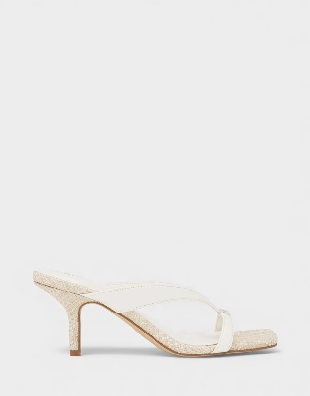 GUESS - Dallena Kitten Heels