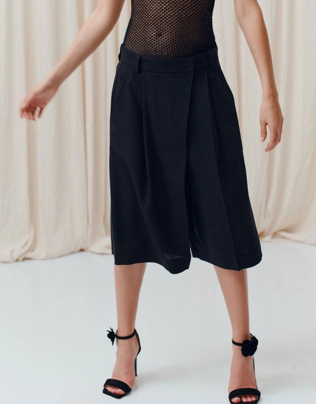 Marella - ICONIC EXCLUSIVE - Emily Ratajkowski Collab - Acceso Short Trouser