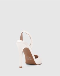 LANA WILKINSON - Everlee Satin Pump