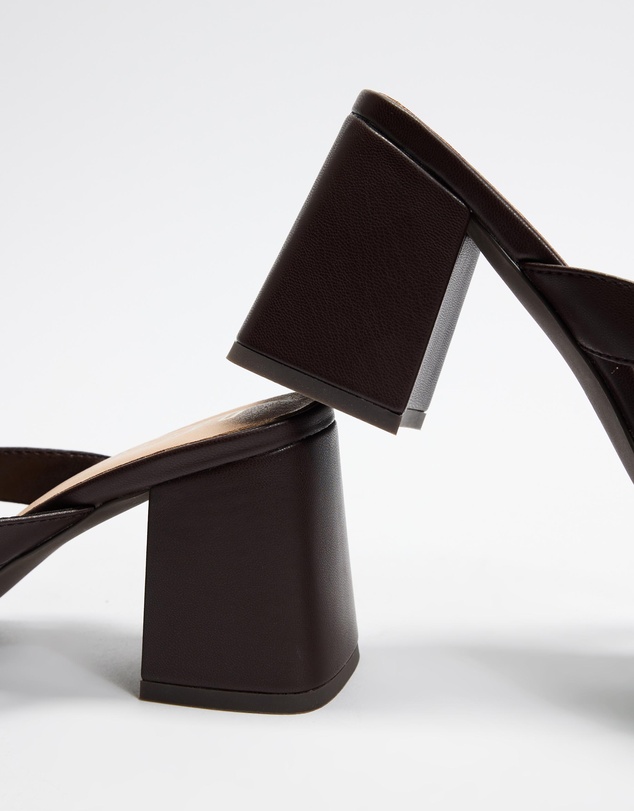 Dazie - Julia Block Thong Heels