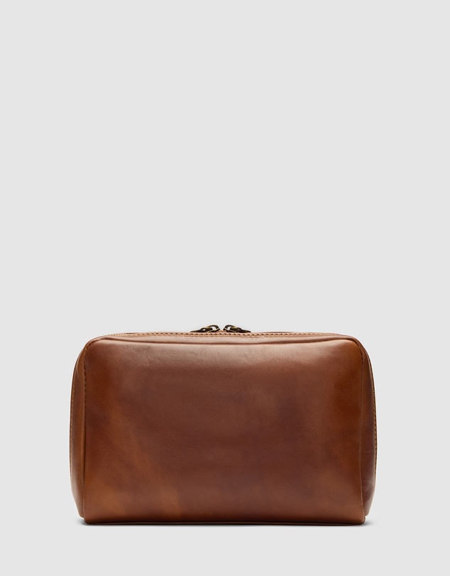 Republic of Florence - Primo Matt Brown Toiletry Bag