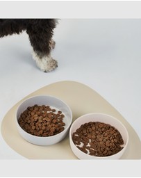 Lilly + Dash - Dog & Cat Asymmetric Placemats - Pebble Blue & Sand