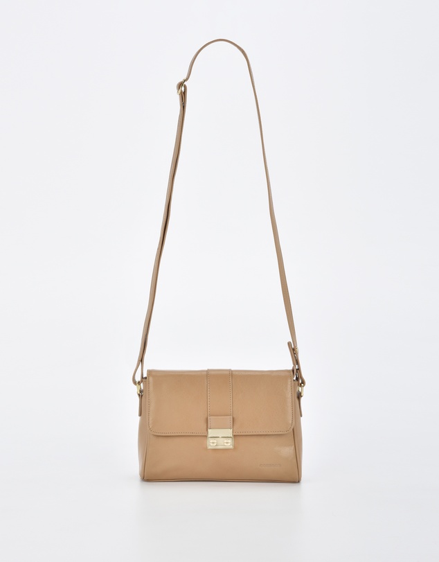 Cobb & Co - Kotara Classic Leather Crossbody Bag