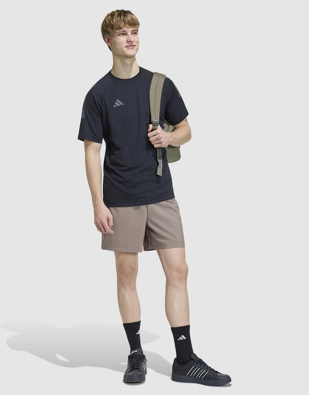 adidas Sportswear - Essentials Small Logo Chelsea Shorts