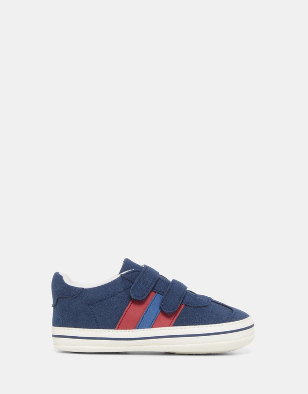 Kicks - Kegan Sneaker