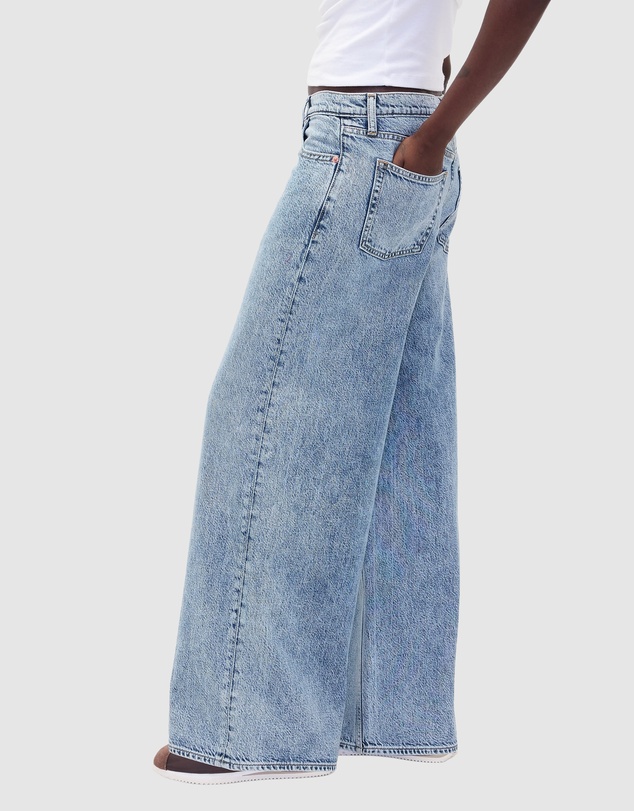 GAP - Baggy Mid Rise UltraSoft Jeans