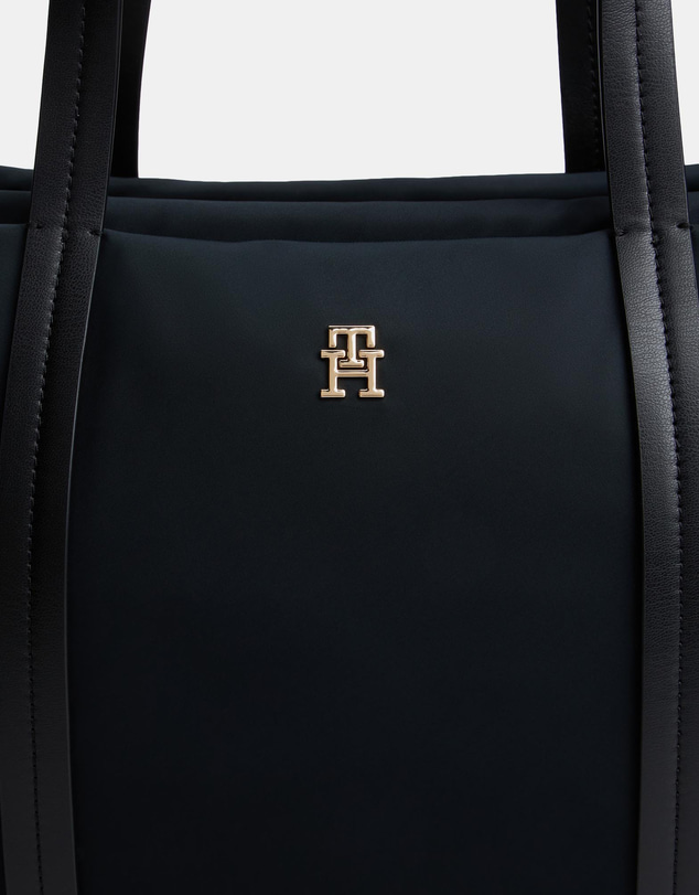 Tommy Hilfiger - TH Soft Nylon Hobo Bag