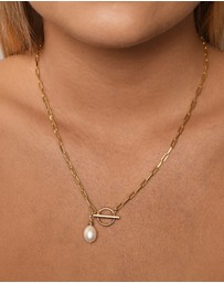 Von Treskow - Fine Clip Chain Necklace with Oval Pearl