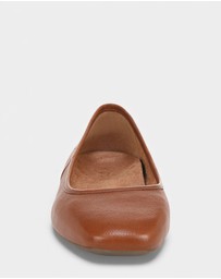 Vionic - Orinda Ballet Flat - Tan