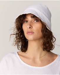 Primness - Peaches Bucket Hat