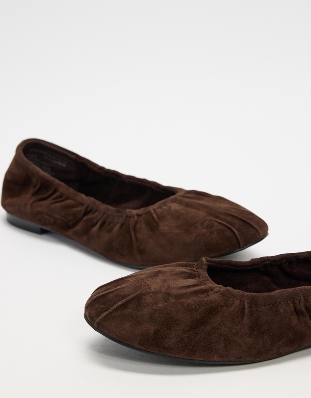 Atmos&Here - Amber Round Toe Suede Ballet Flats