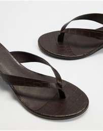 AERE - Leather Wedge Heel Thongs