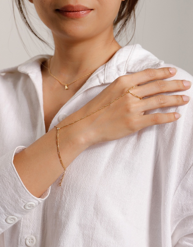 Elli Jewelry - Crystal Hand Chain in Gold-Plated 925 Silver