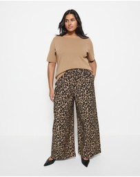Commonry - Ella Tee