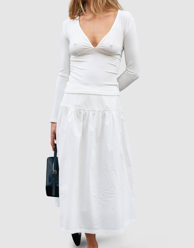 Style Addict - V Neck Long Sleeve Top