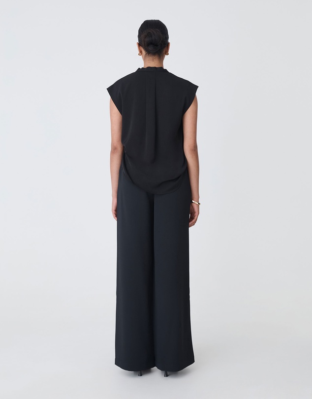 Forcast - Adelaide V-Neck Cap Sleeve Top