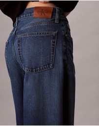 Calvin Klein Jeans - Low Rise Baggy Jeans