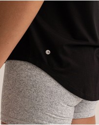 HyperLuxe The Label - Round Neck Shirt