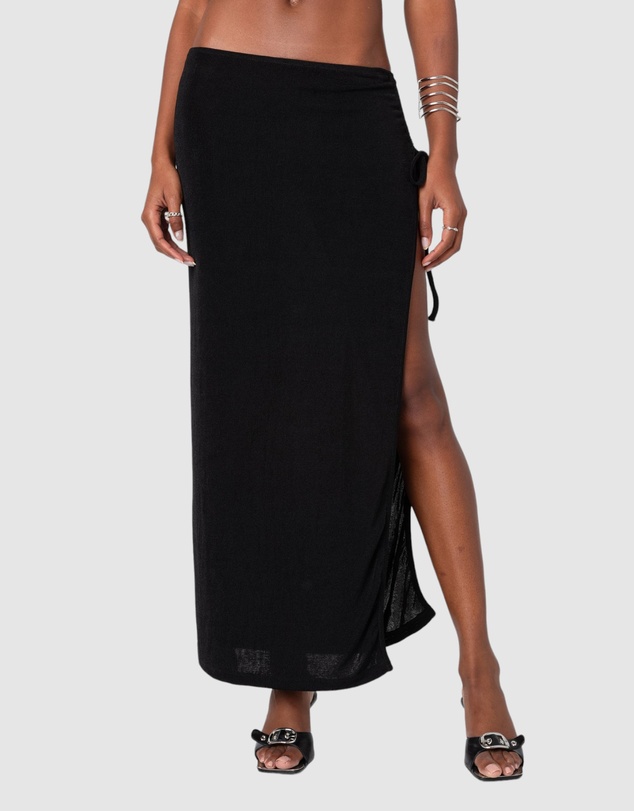 EDIKTED - Goldie Slitted Drawstring Maxi Skirt