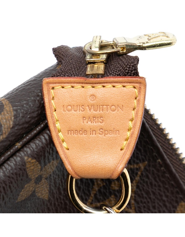 Pre-Loved by Azura Reborn - Pre-Loved Monogram Mini Pochette Accessoires