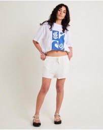 Subtitled - Mila Linen Blend Shorts