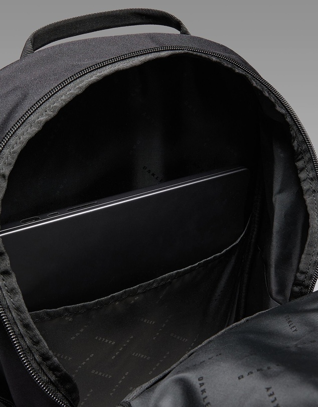 Oakley - Enduro 20L Backpack