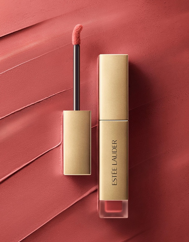 Estee Lauder - Pure Color Whisper Matte Liquid Lip