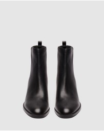 Nine West - Avias