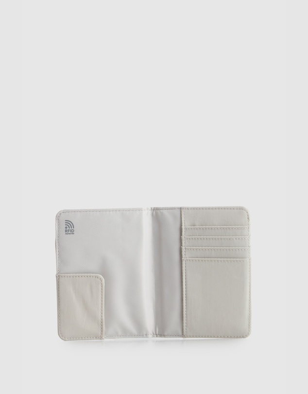 Nere - RFID Passport Cover