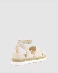 Verali - Dezzie Footbed Sandals