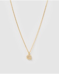Izoa - Pearl Letter Q Necklace Gold