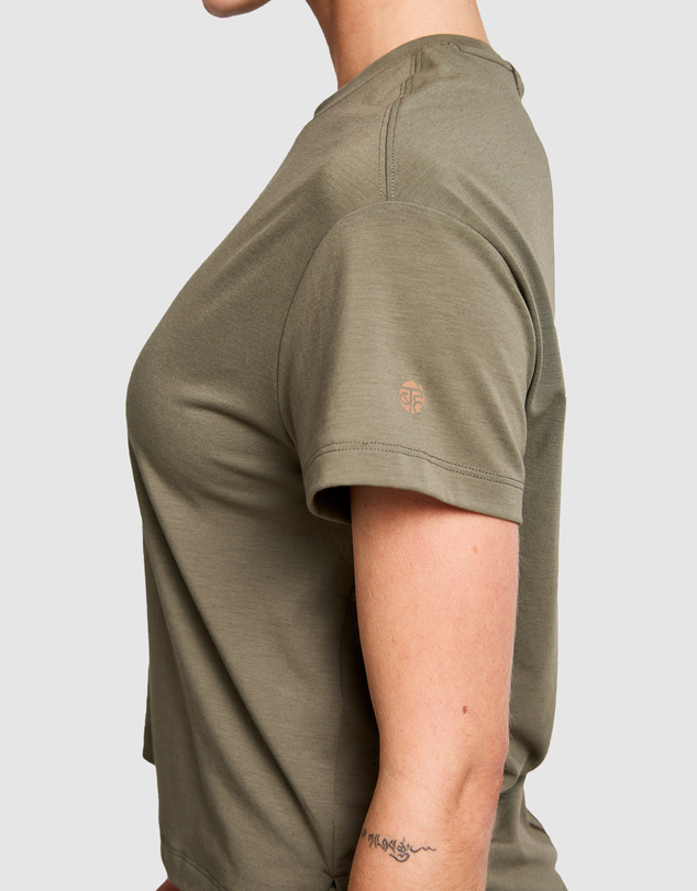 BAHE - Zephyr Everyday Crew Neck Tee