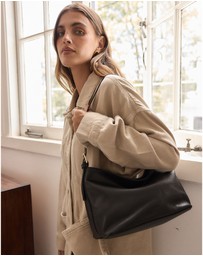 VESTIRSI - Eden Black Leather Shoulder Bag