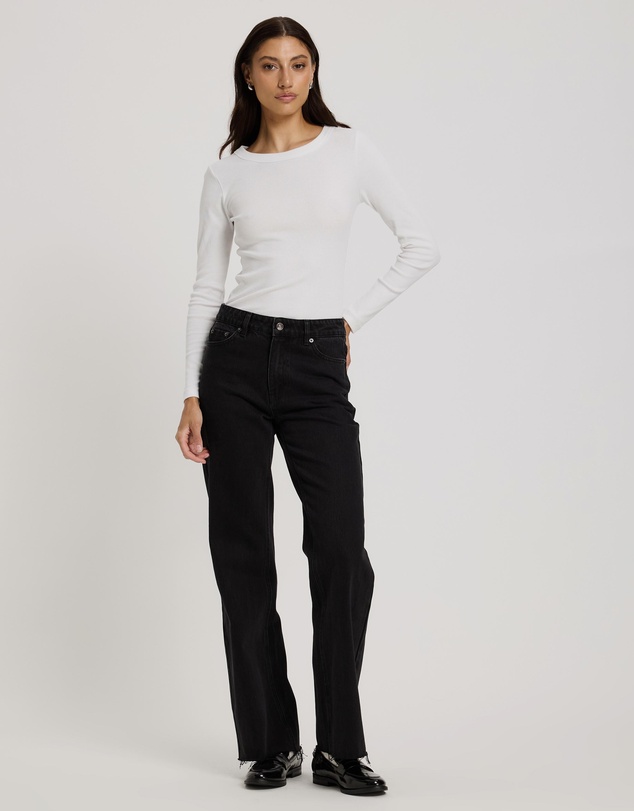 Atmos&Here - Myra Straight Leg Raw Hem Jeans