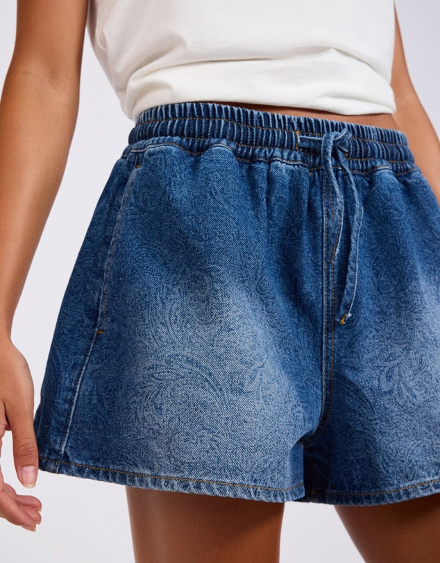 ONE TEASPOON - Boxer Drawstring Waist Denim Shorts - Blue Paisley