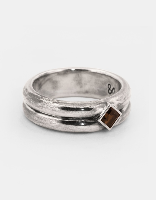 SUE THE BOY - Double On The Rocks Ring