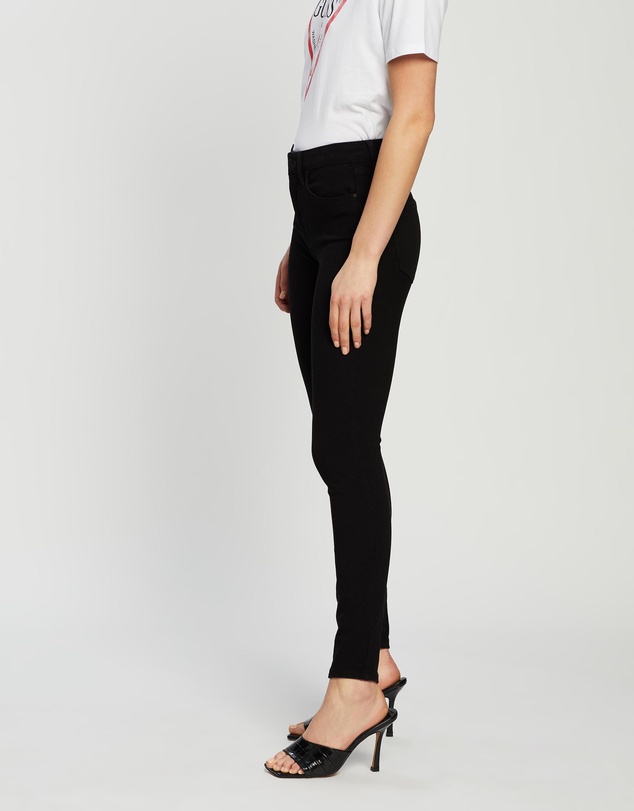 GUESS - 1981 Skinny Jeans