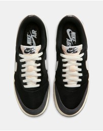 Nike - Air Jordan Skyline Low - Women's